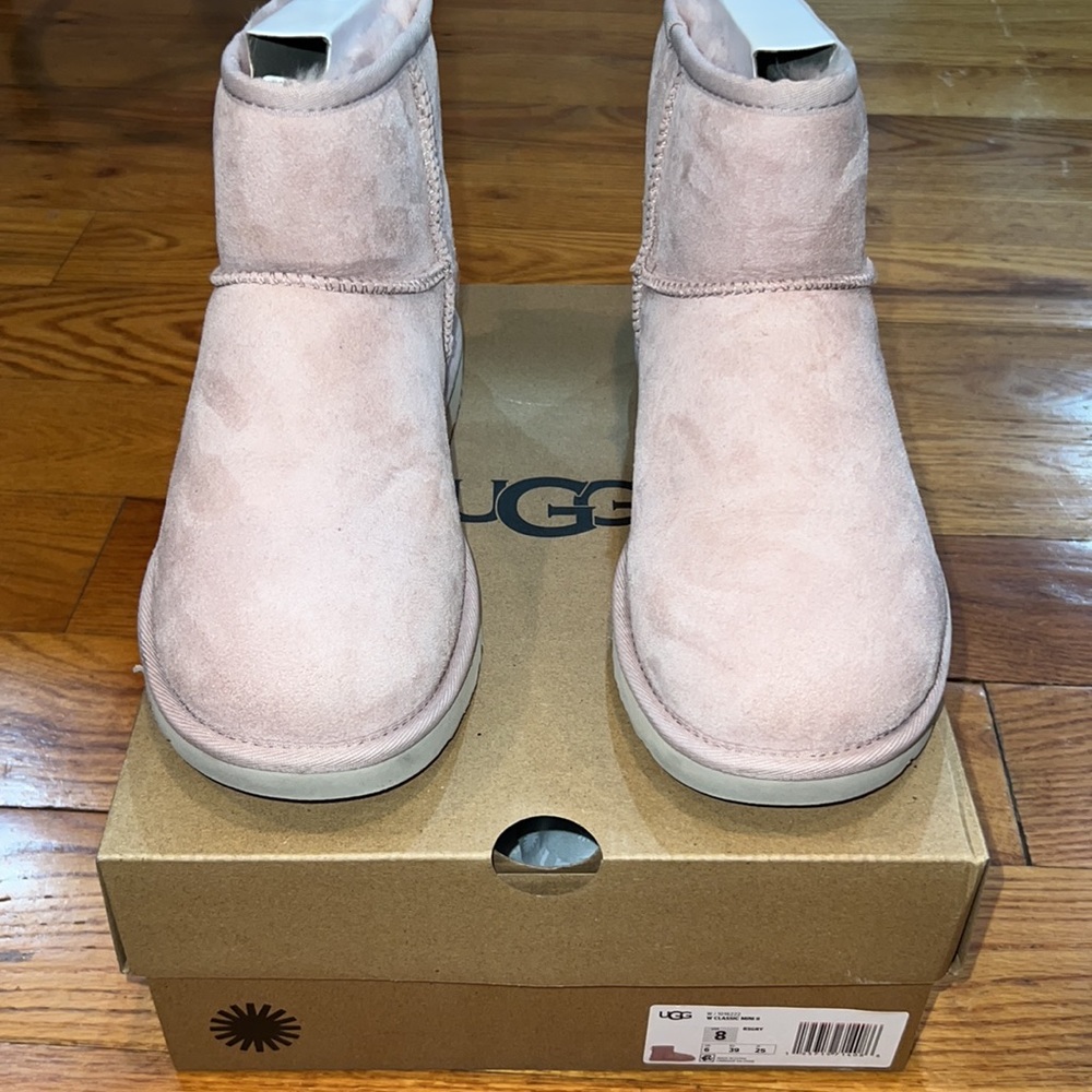 Womens UGG boots